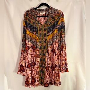 Boho flowy bell sleeve dress